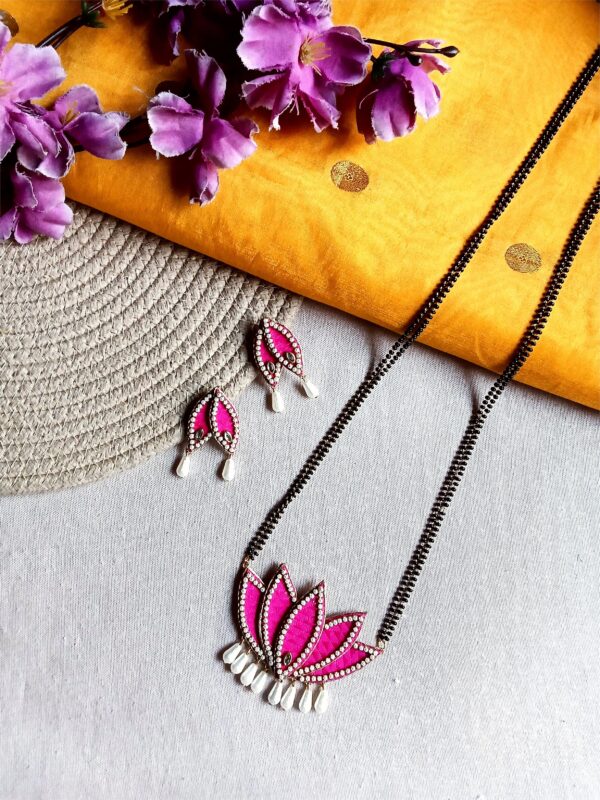 Lotus-fabric-long-Unique-mangalsutra